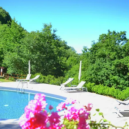 Holiday home Viola 2 *